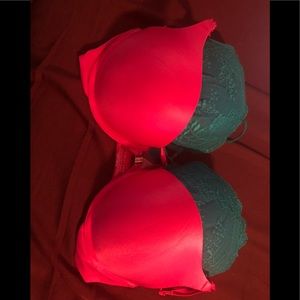 ❌SOLD❌Victoria’s Secret bombshell/ miraculous bra